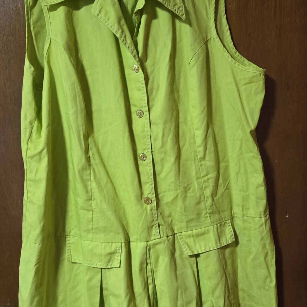 Sleeveless Lime Green Button-Up Top